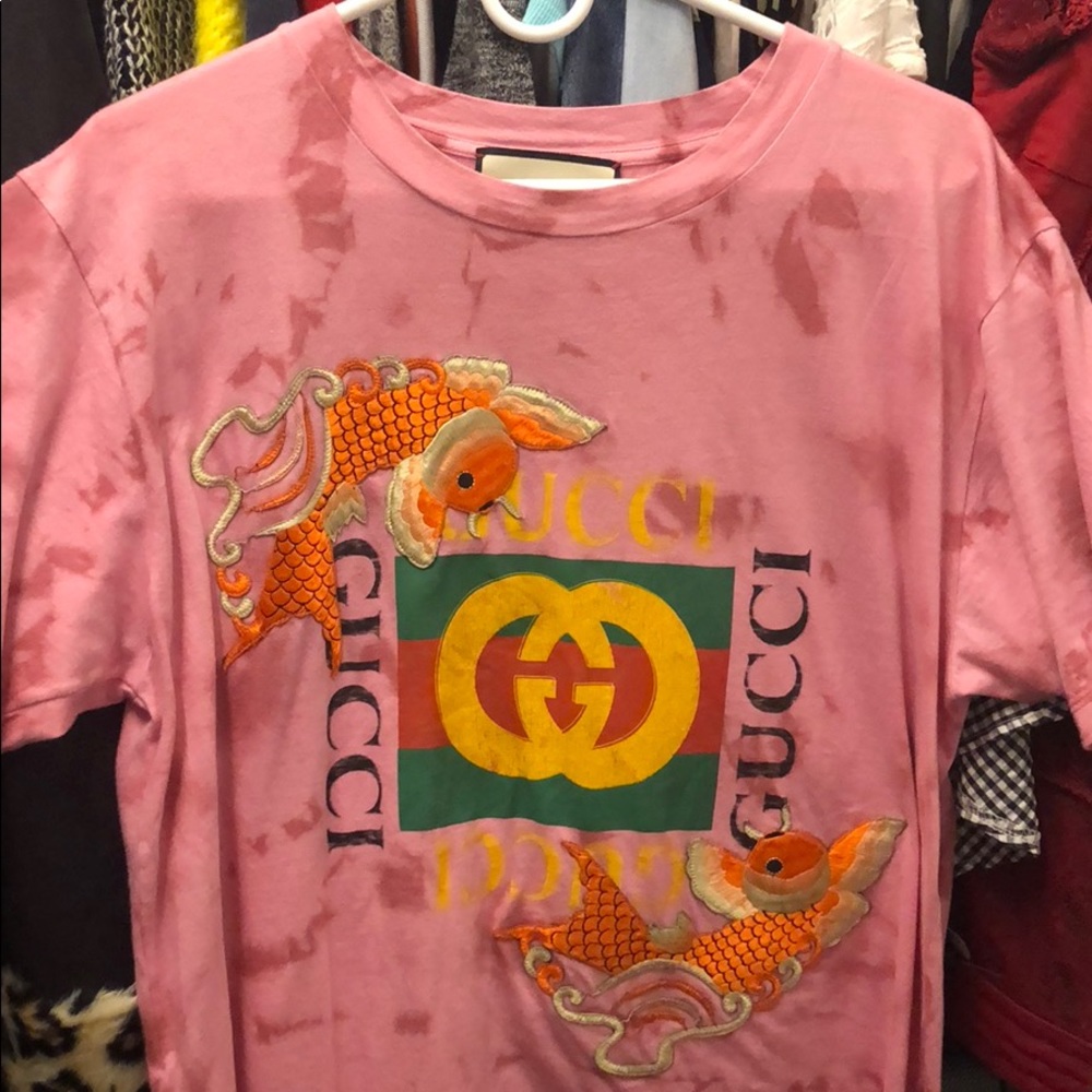 Gucci embroidered t shirt